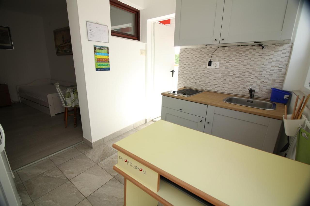 Apartmani Niessner Malinska Eksteriør bilde