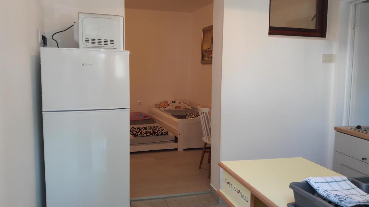 Apartmani Niessner Malinska Eksteriør bilde